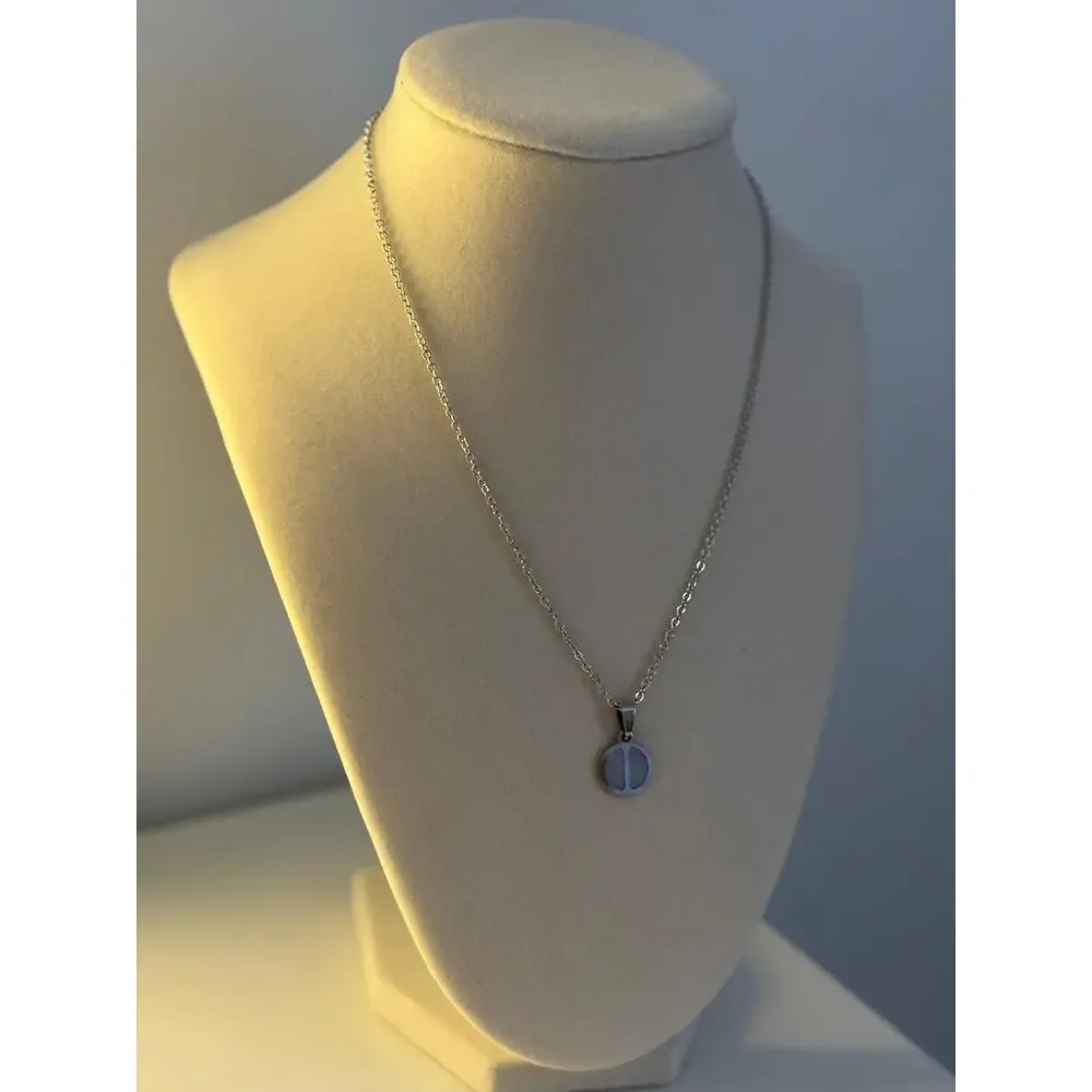 Minimal Round Pendant Necklace Gold Silver Disc Stainless Steel Unisex - Picture 2 of 5